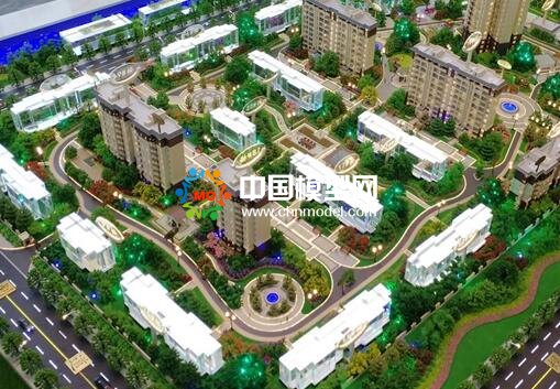 售樓部沙盤對(duì)仿真度要求較高，氛圍營造也很重要